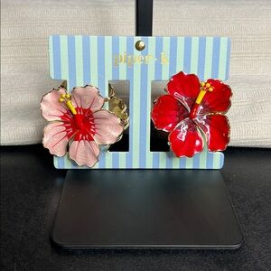 Piper K | Iridescent Hawaiian 🌺 Metal Hair Clips